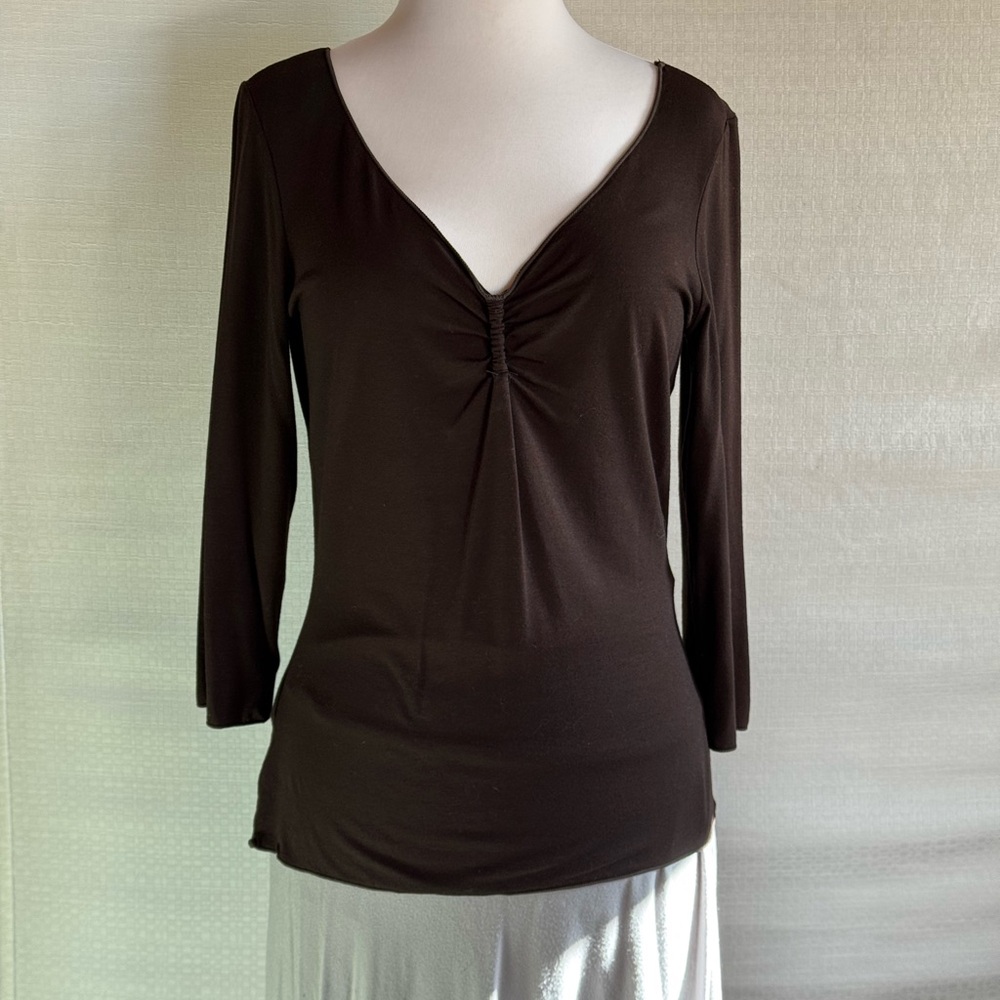 Women's Long Sleeve V-Neck Top - Brown